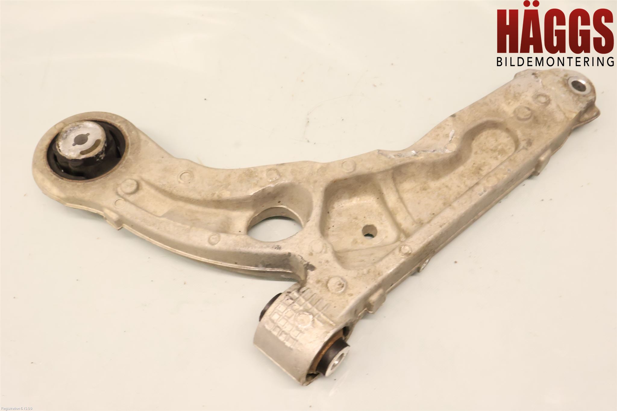 Jeep CHEROKEE Bärarm Fram Undre Hö