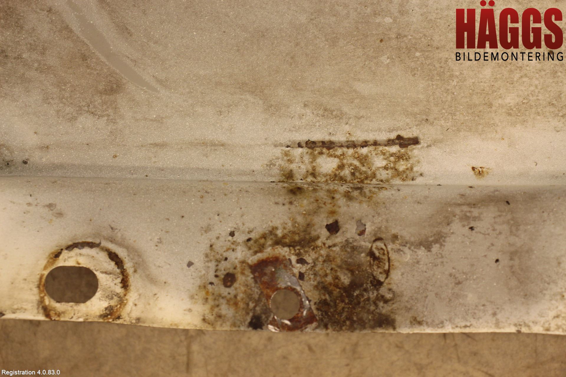 Ford TRANSIT    00-06 Skärm Fram Vänster