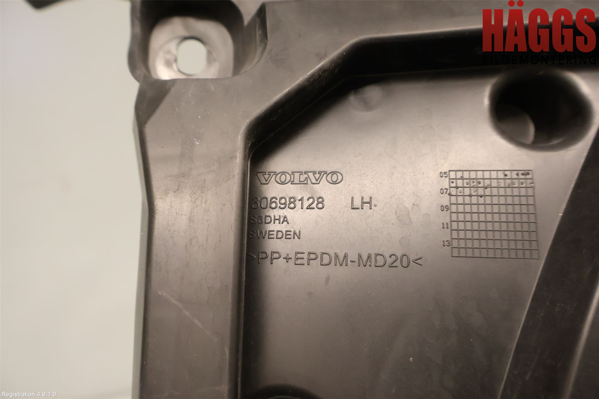 Volvo XC90 07-14 Stötfångarfäste Fram Vä