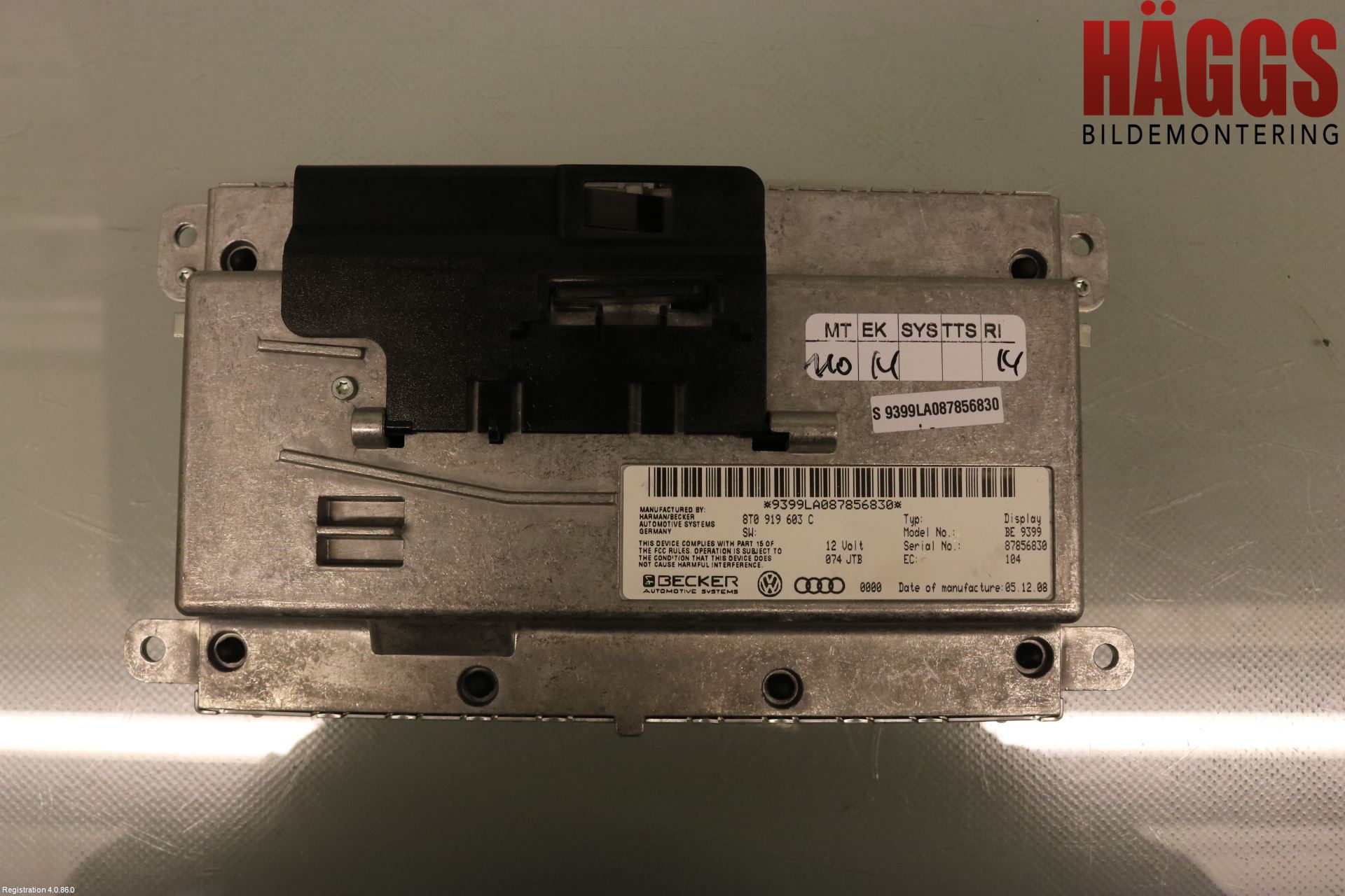 Audi A4/S4 08-11 Bildskärm