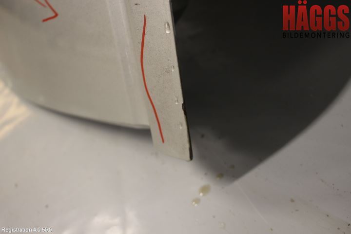 Toyota AVENSIS 03-06 Dörr Bak Vänster