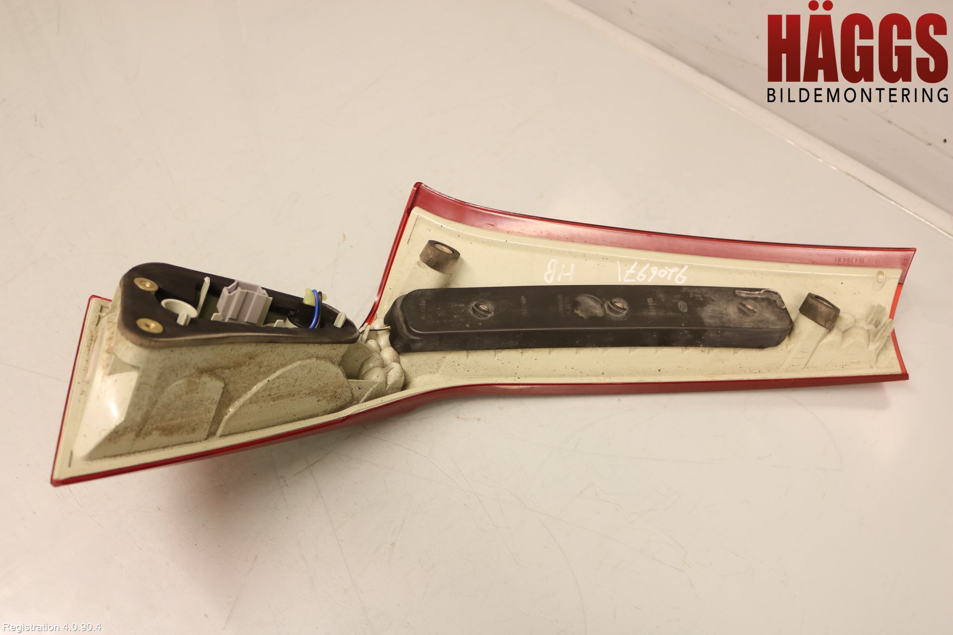 Volvo V70 08-13 Bakljus Lucka Hö