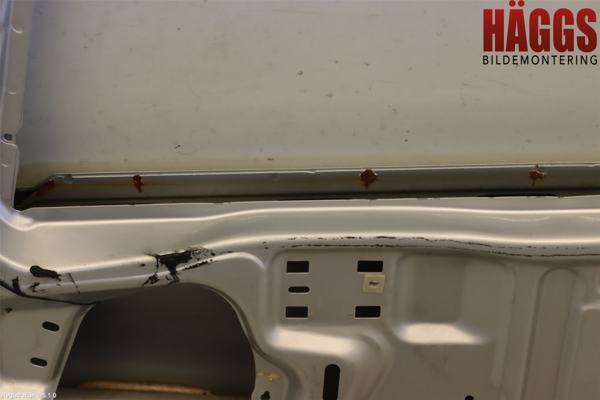 Toyota HI-ACE 06-12 Dörr Fram Höger