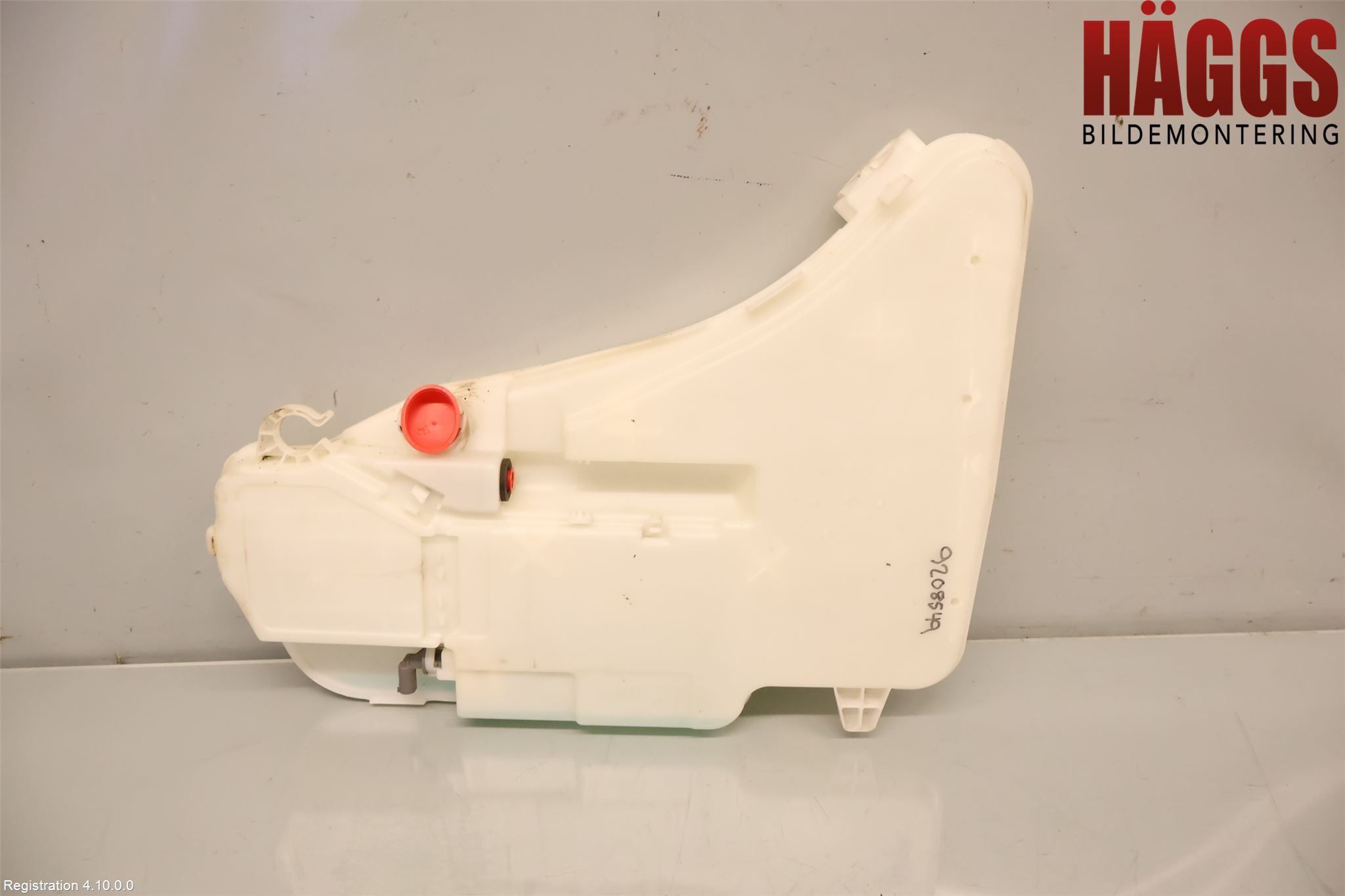 BMW 5 F10/F11/F18 09-17 Spolartank Vindruta-Strål