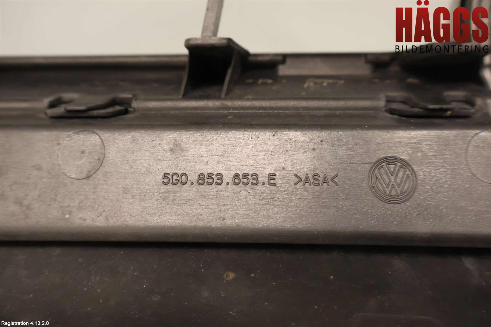 Volkswagen VW GOLF / E-GOLF VII 13-20 Grill Komp