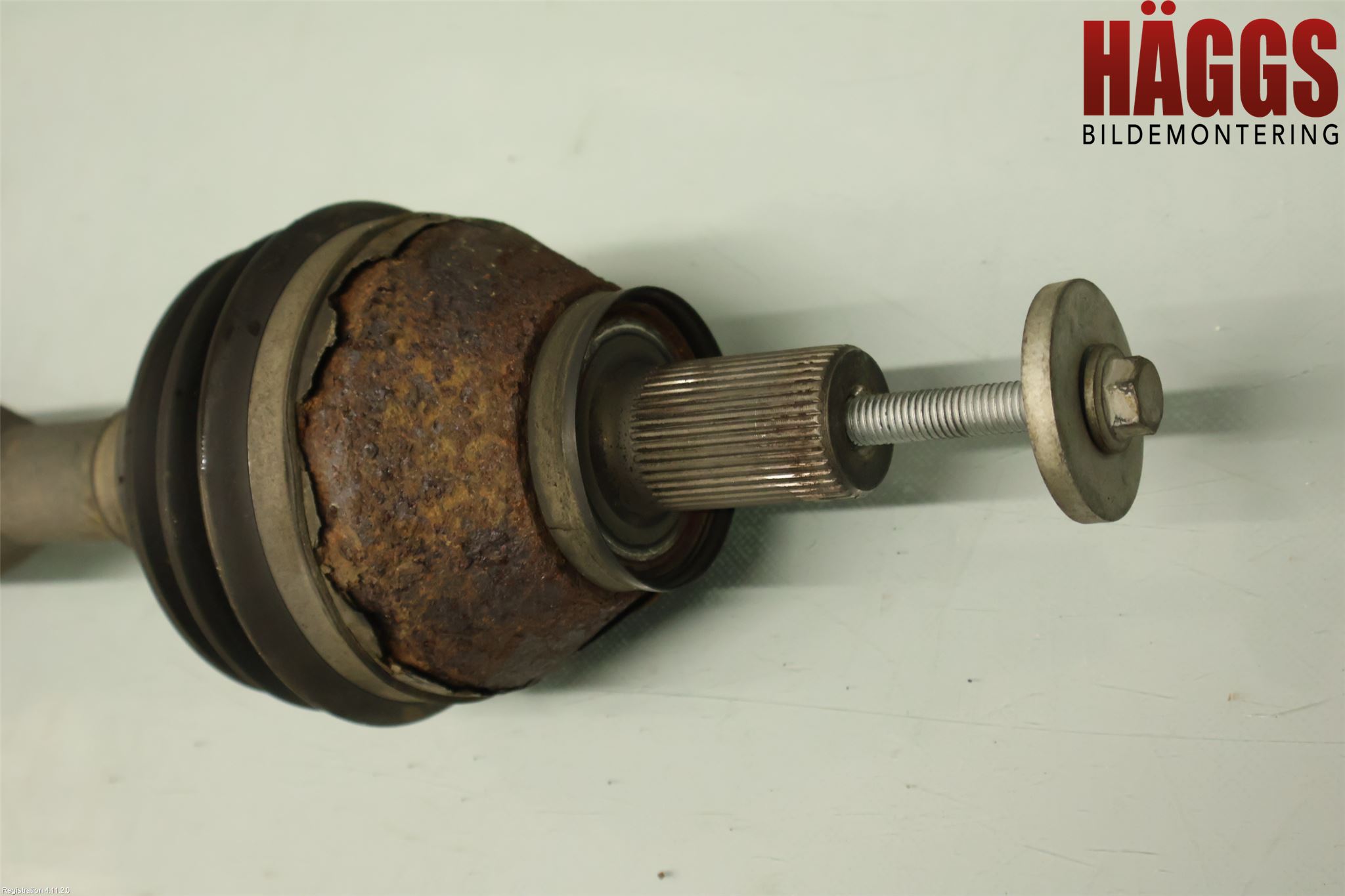 Volvo XC70 08-13 Drivaxel Fram Höger