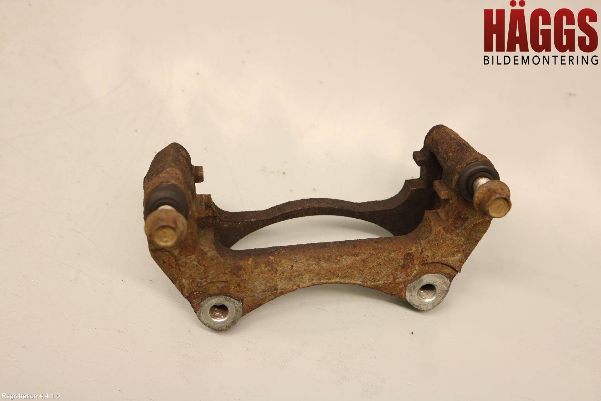 Peugeot 4008 Bromsokshållare