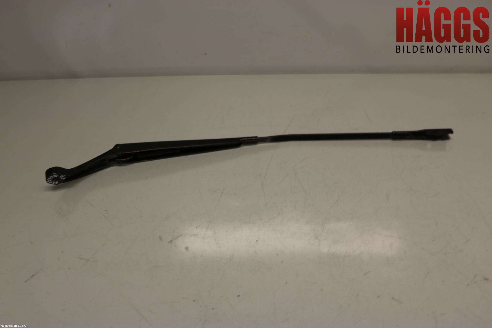 Audi A3/S3 8V 13-20 Torkararm Armar Vindruta