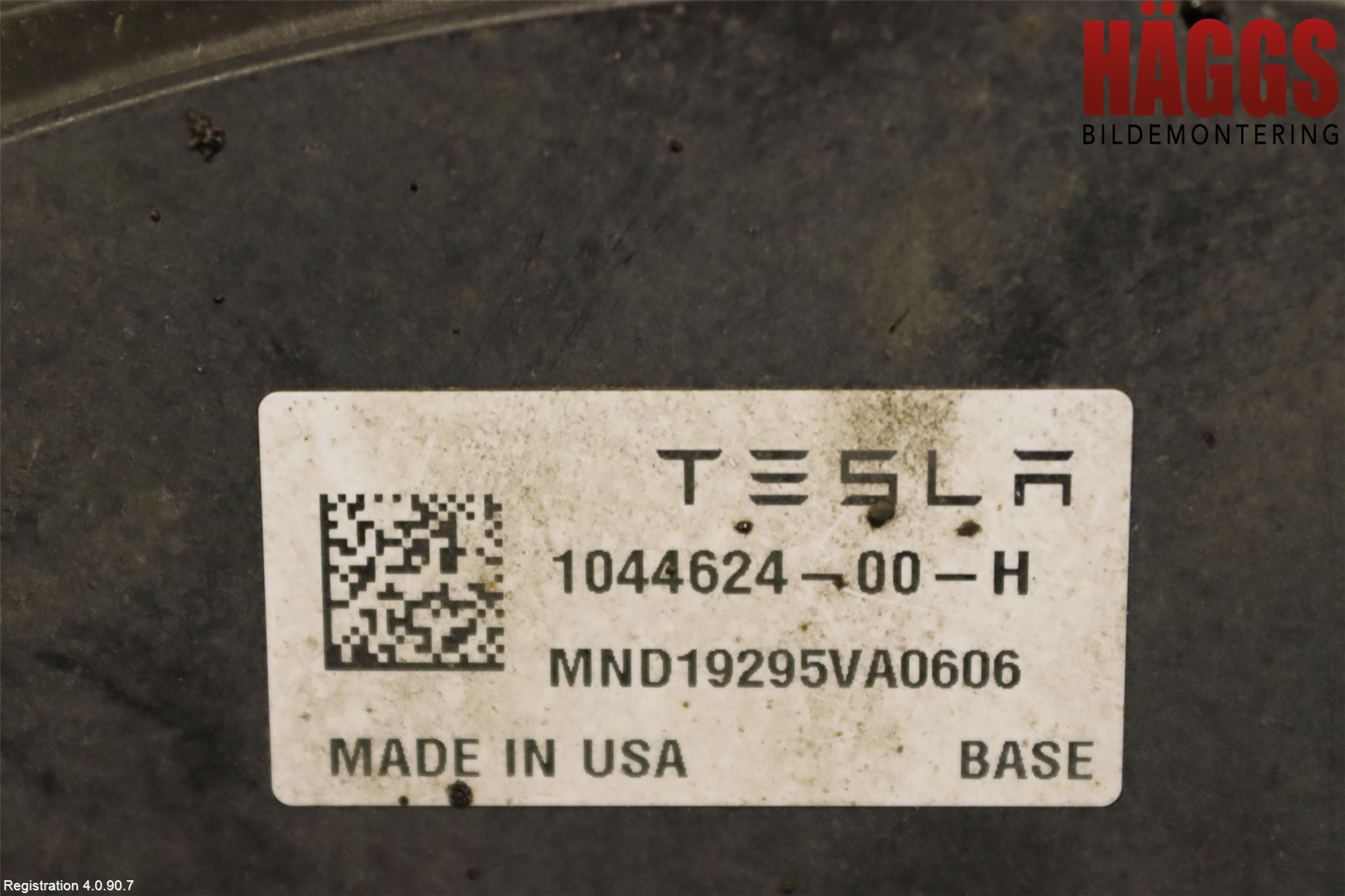 Tesla MODEL 3 17- Bromsok Bak Höger