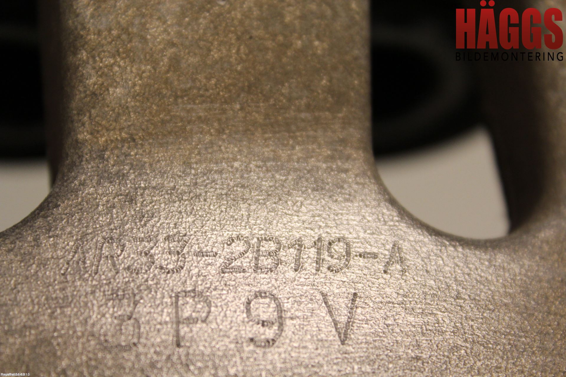 Ford MUSTANG V 05-14 Bromsok Fram Vänster