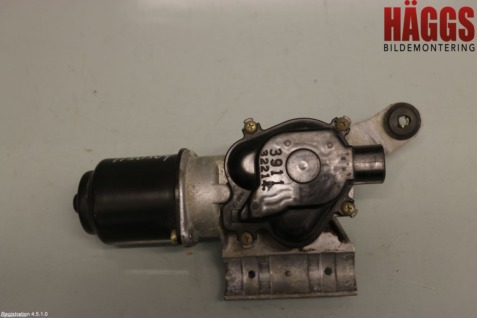 Subaru LEGACY    04-06 Torkarmotor Vindruta