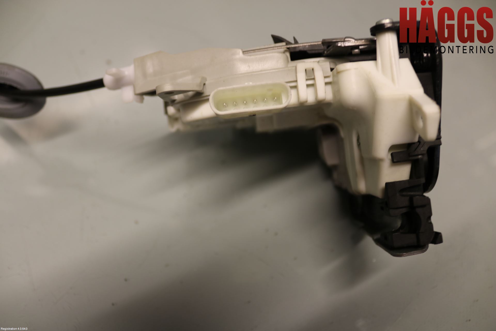 Volkswagen VW TOUAREG CR 18- Låskista-Dörrlås