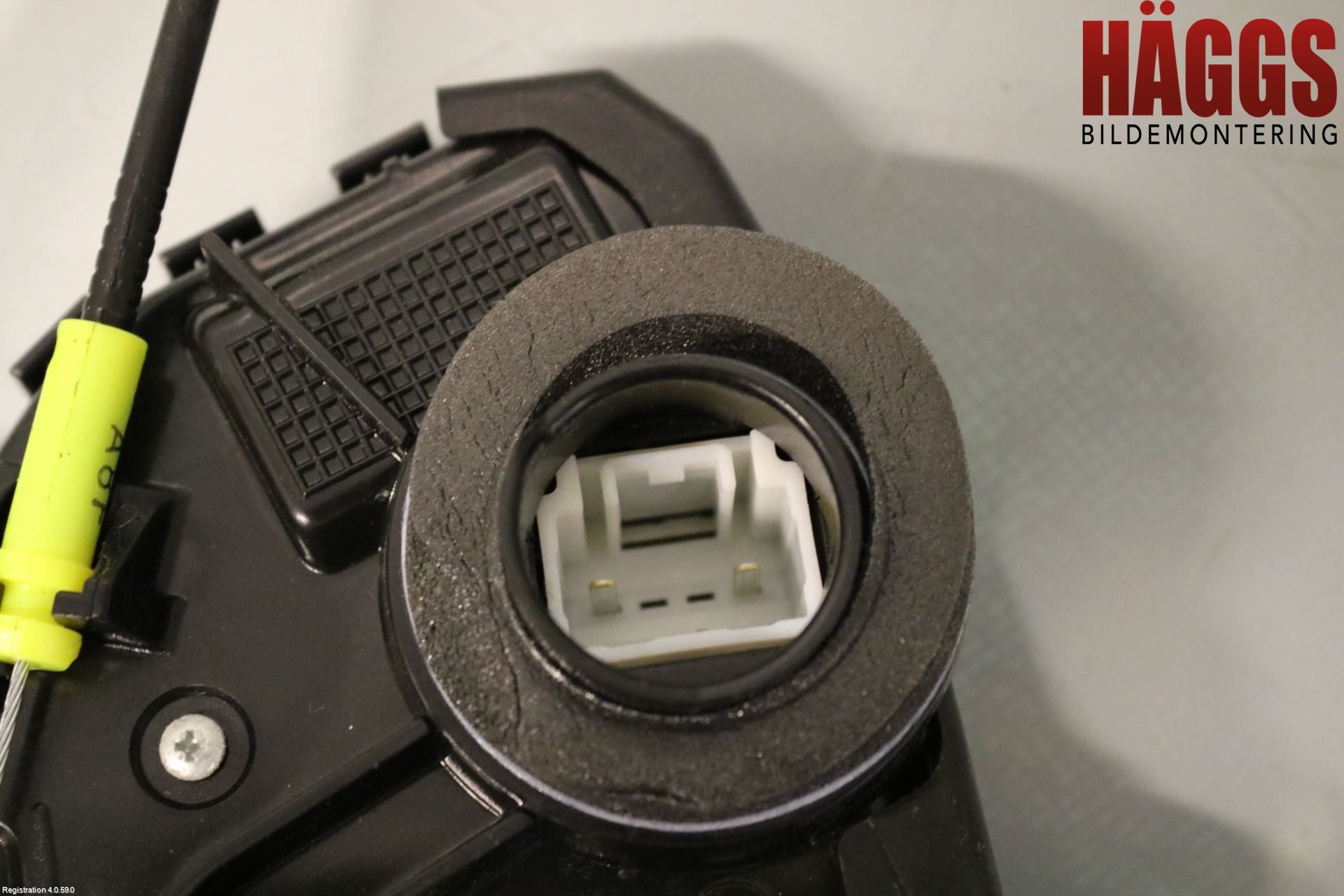 Toyota AURIS 13-19 Låskista-Dörrlås