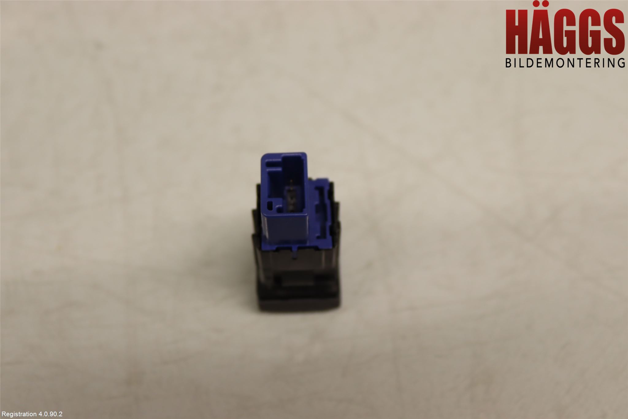 Toyota RAV4 19- Strömställare Baklucka