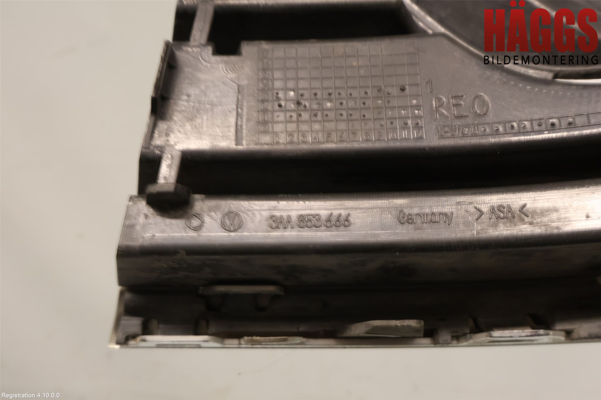 Volkswagen VW PASSAT 11-14 Dimljussarg Fram