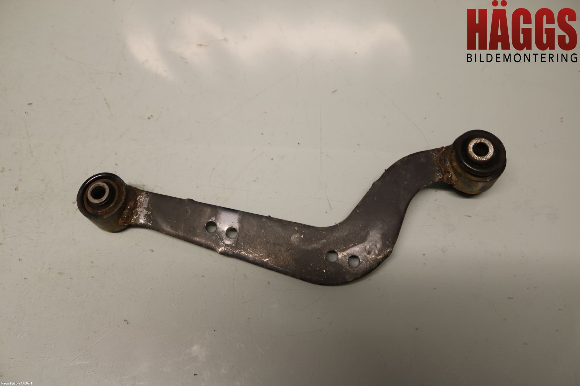 Toyota RAV4 13-18 Bärarm Bak Övre Vänster