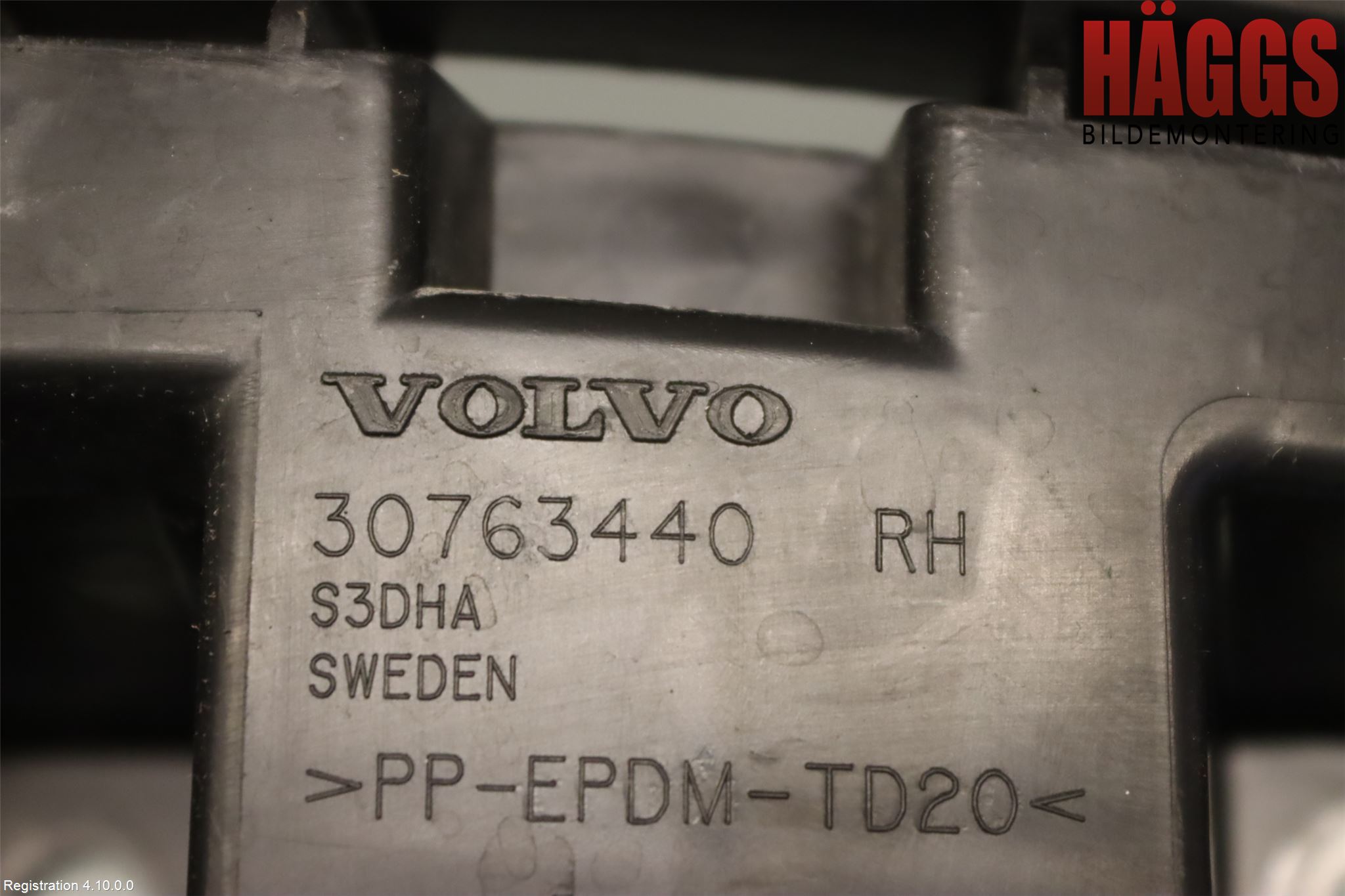 Volvo XC60 14-17 Stötfångarfäste Bak Hö