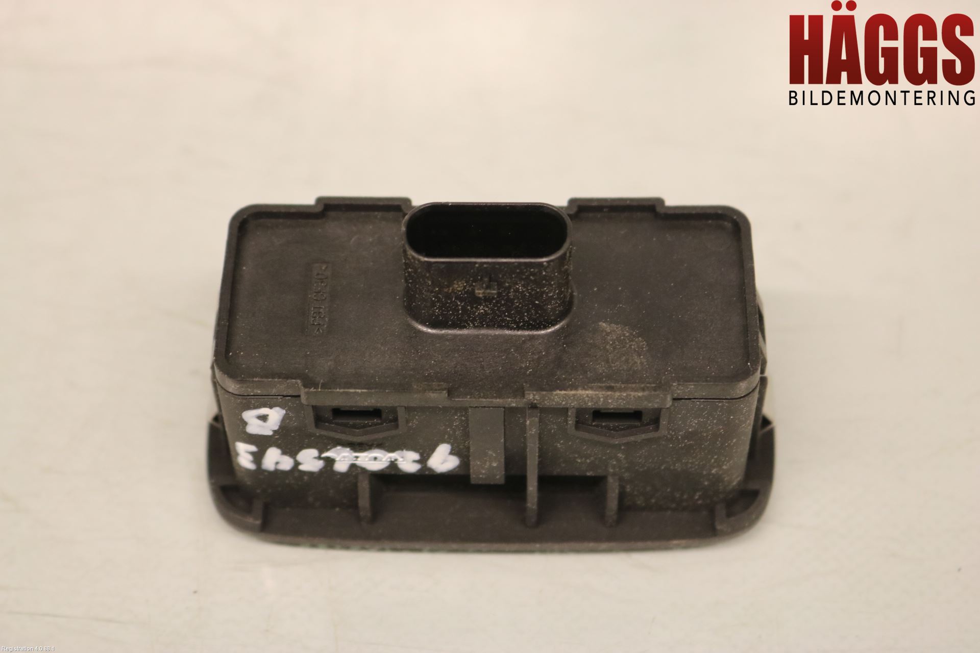 Volvo V90 17->> Strömställare Baklucka