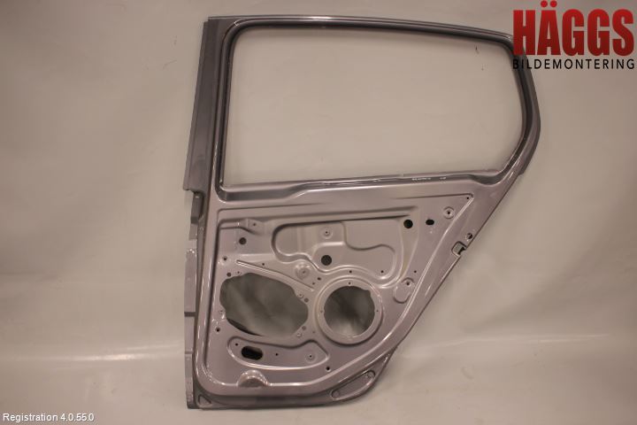 Volkswagen VW GOLF V 04-09 Dörr Bak Höger