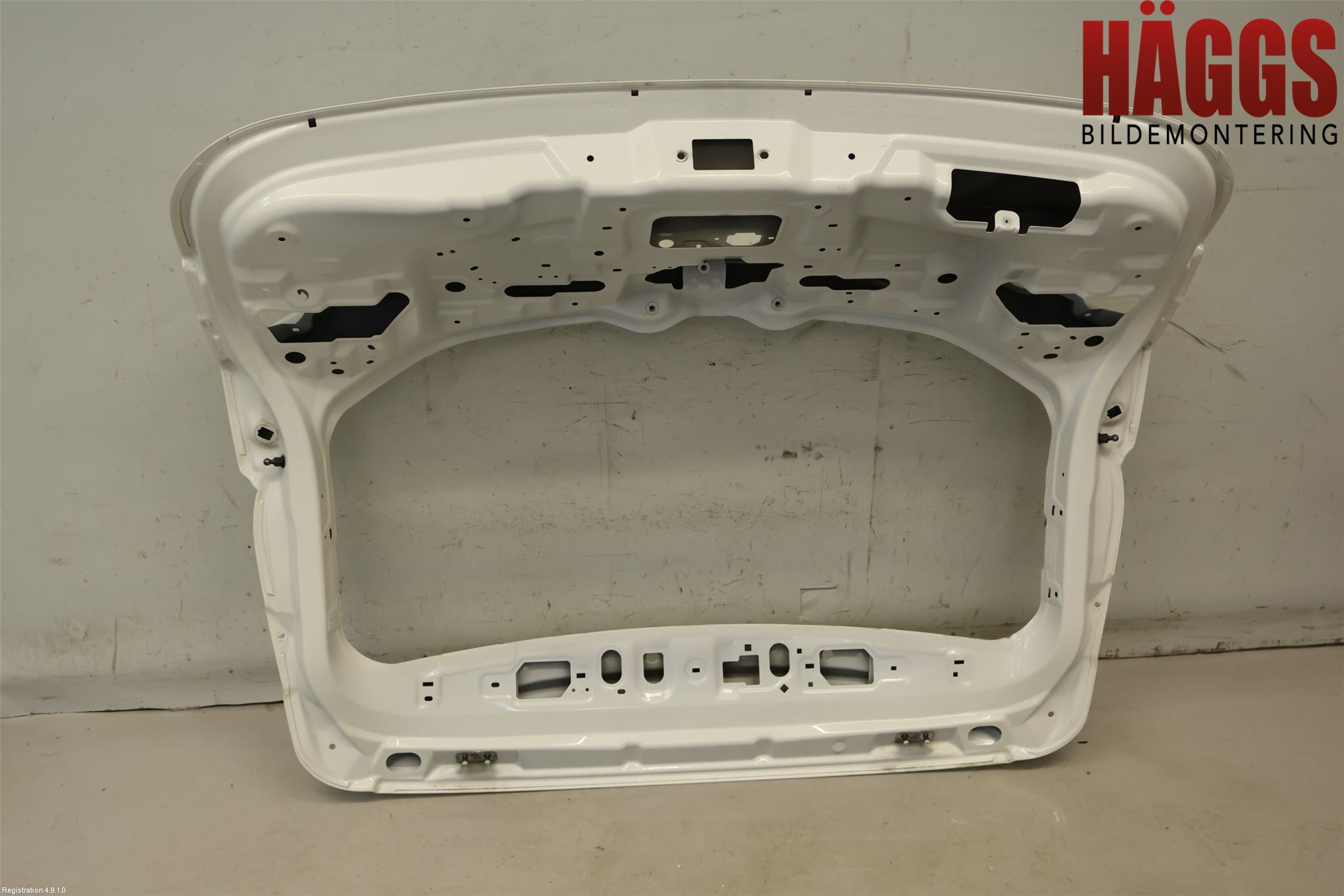 Nissan QASHQAI 14-17 Baklucka Kombi