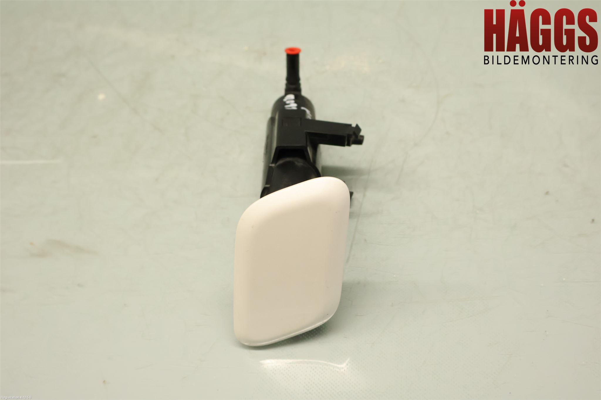 Ford KUGA 13-16 Spolarmunstycke Strålkastare