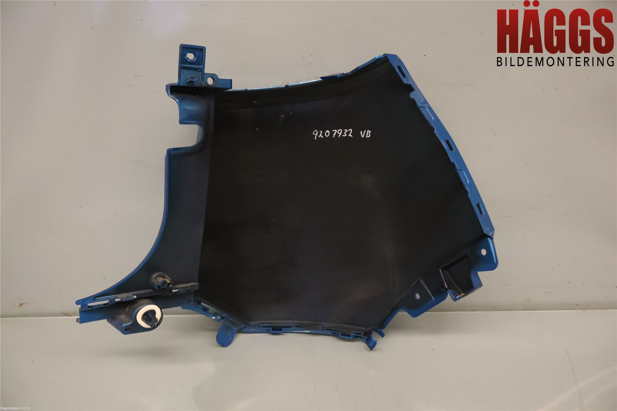 Renault CAPTUR 13-19 Stötfångardel Bak Vä