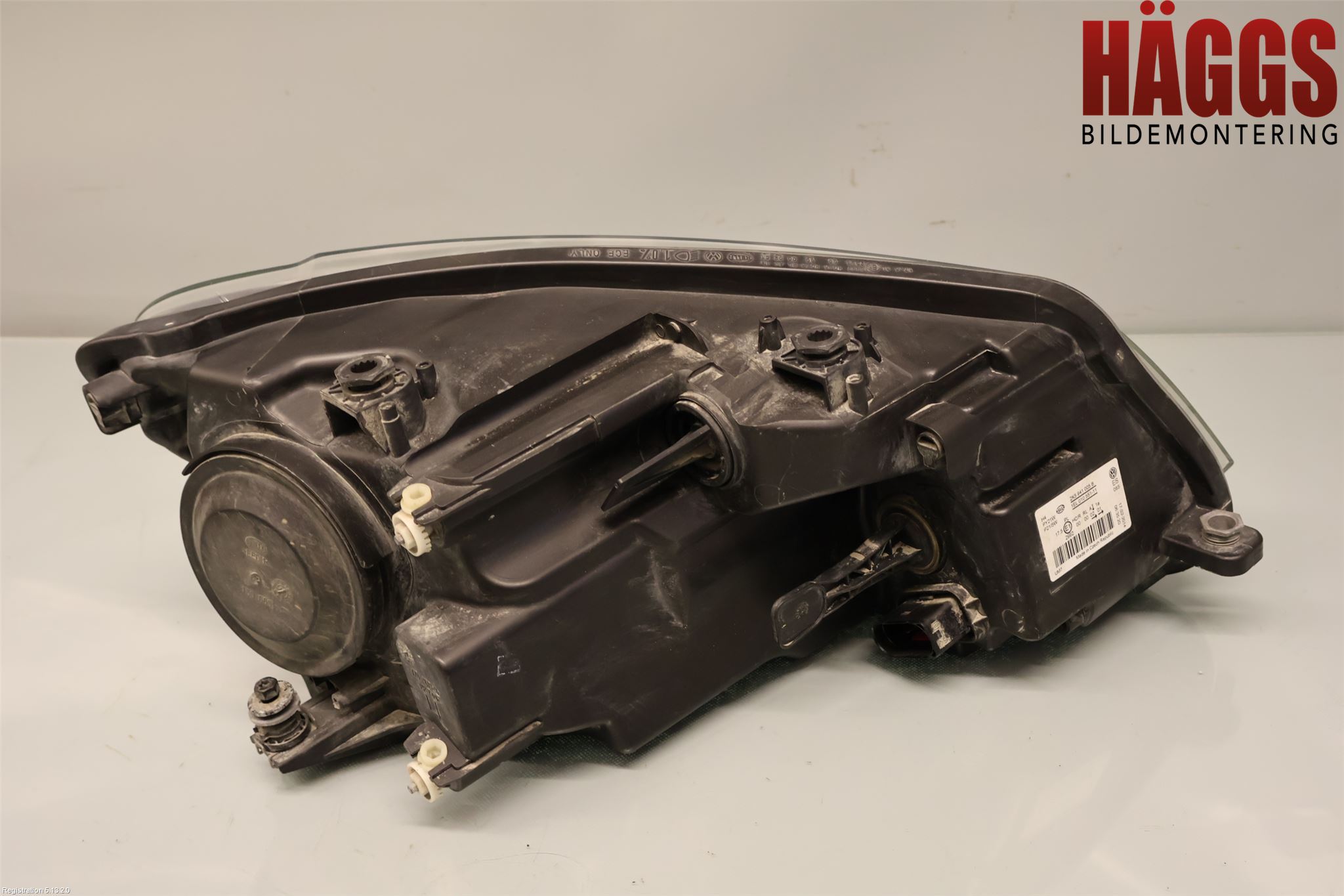 Volkswagen VW CADDY 11-15 Strålkastare Vänster