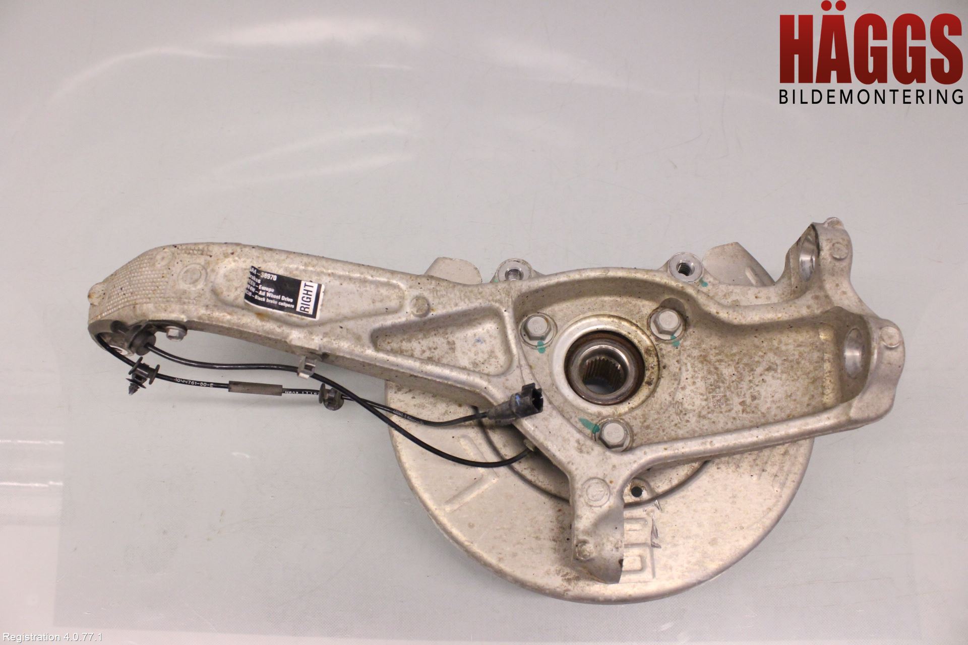 Tesla MODEL 3 17- Styrspindel Lagerhus Hö