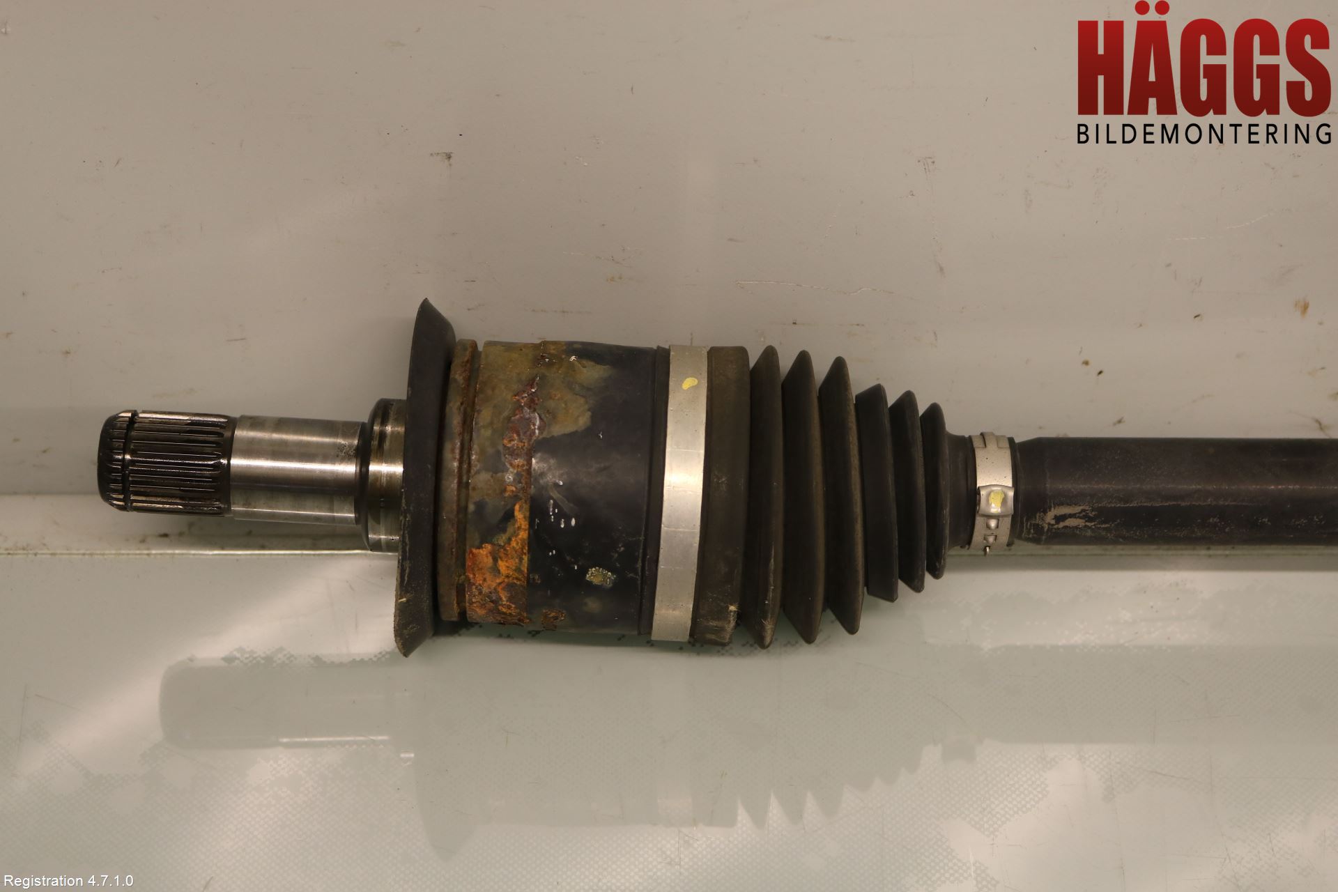 BMW 3 F30/F31/F80 12-19 Drivaxel Bak Höger