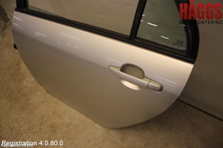Toyota COROLLA 02-07 Dörr Bak Vänster