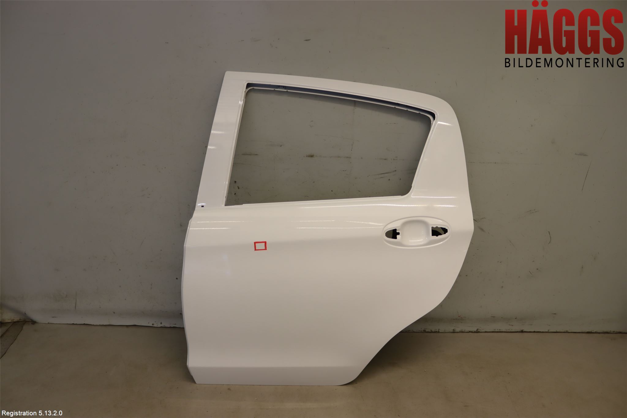 Toyota YARIS XP130 12-14 Dörr Bak Vänster