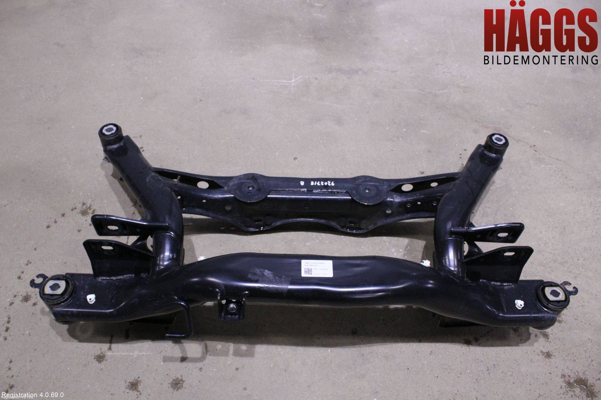 Skoda KODIAQ 17-24 Bakaxelbalk