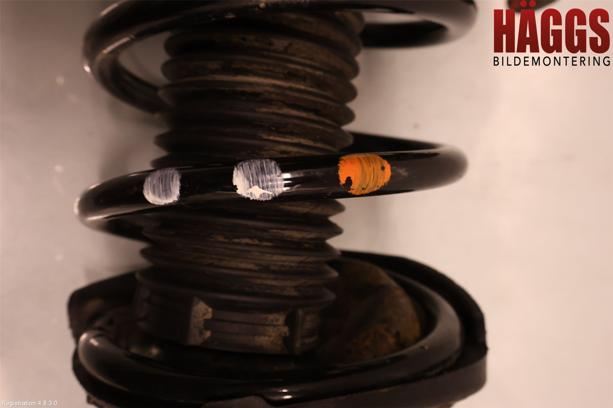 Ford FOCUS 11-14 Fjäderben Fram Höger