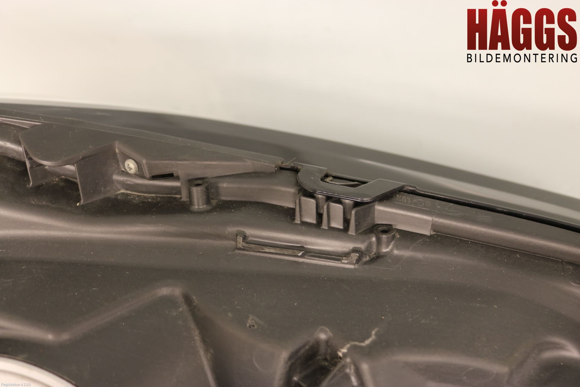 Lexus NX 300h 15-21 Strålkastare Vänster