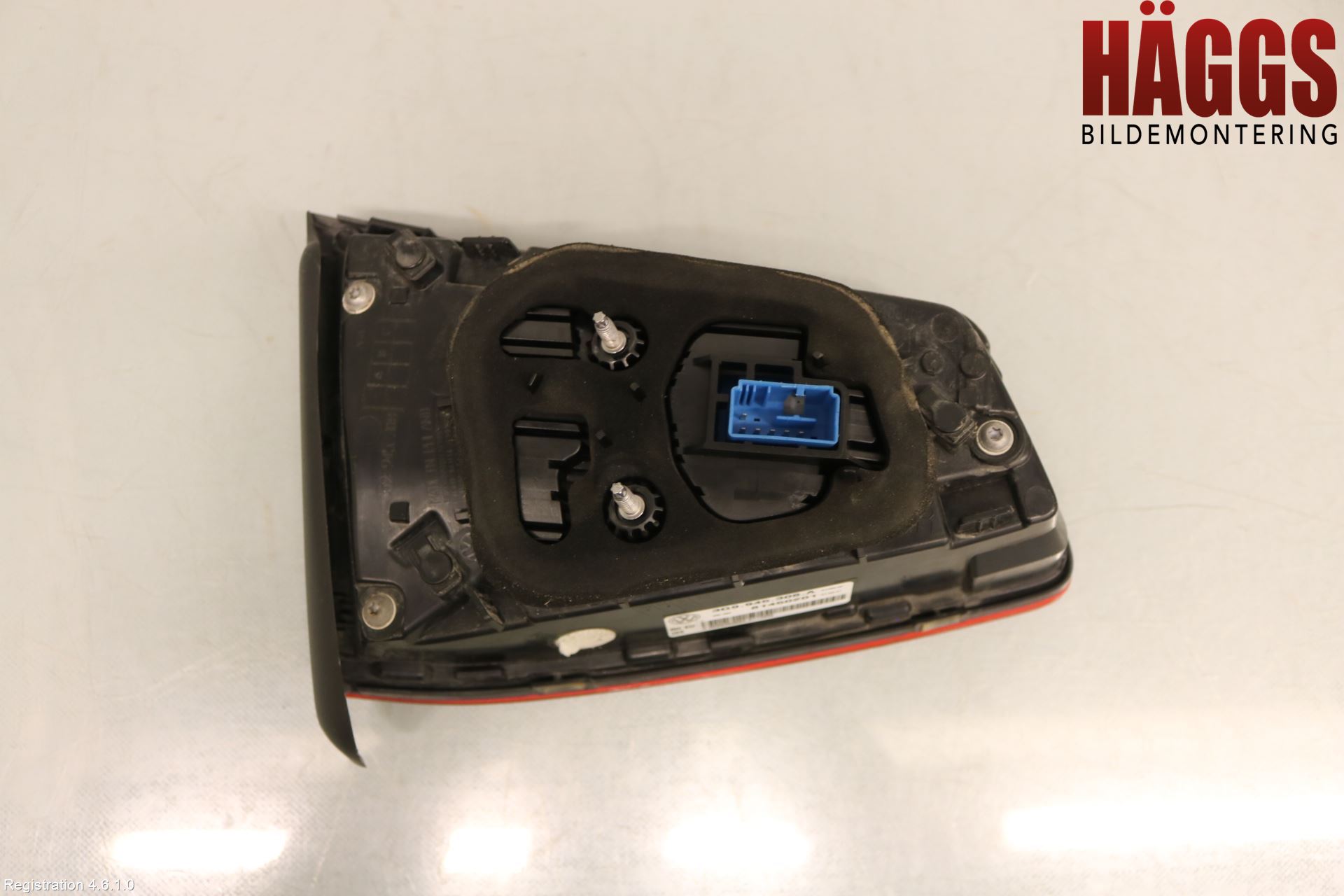Volkswagen VW PASSAT 15-19 Bakljus Lucka Hö