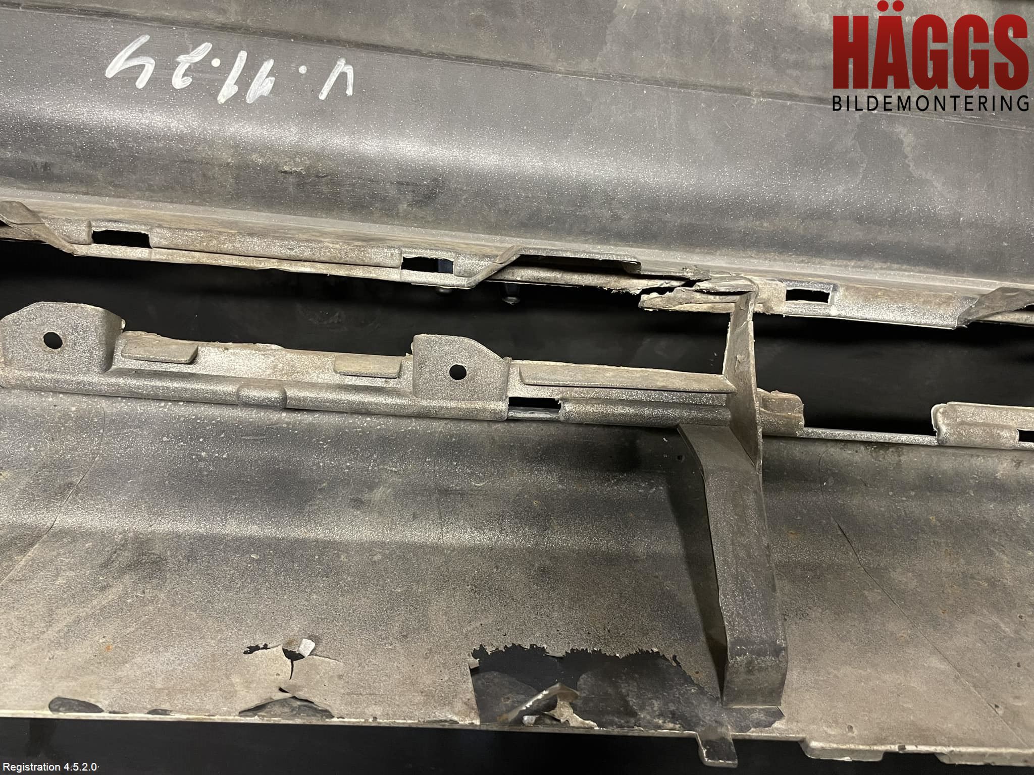 BMW 3 E46      98-05 Stötfångarbeklädnad Bak