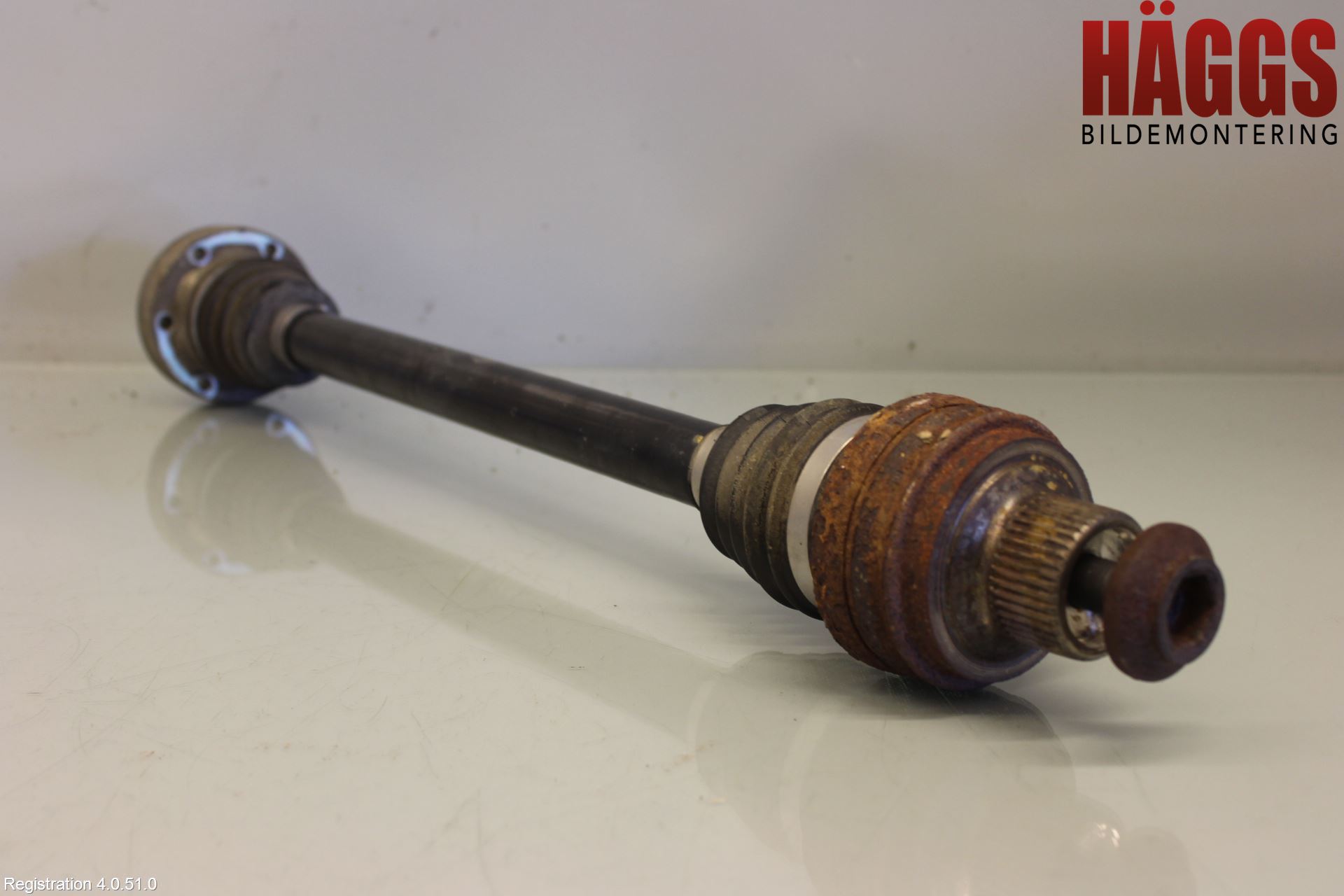 Audi A4 12-15 Drivaxel Bak Höger