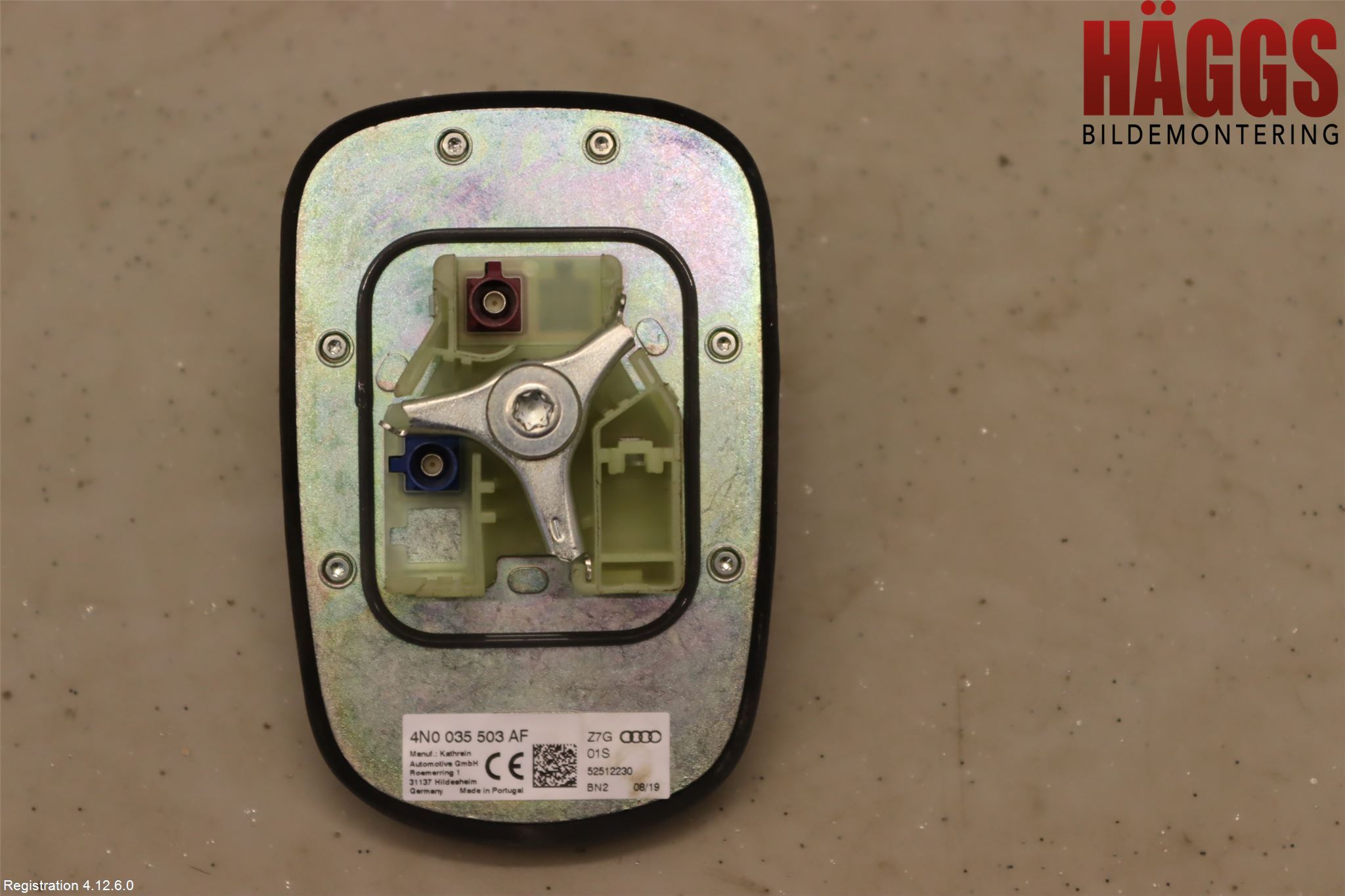 Audi A6 F2/C8 19- Antenn