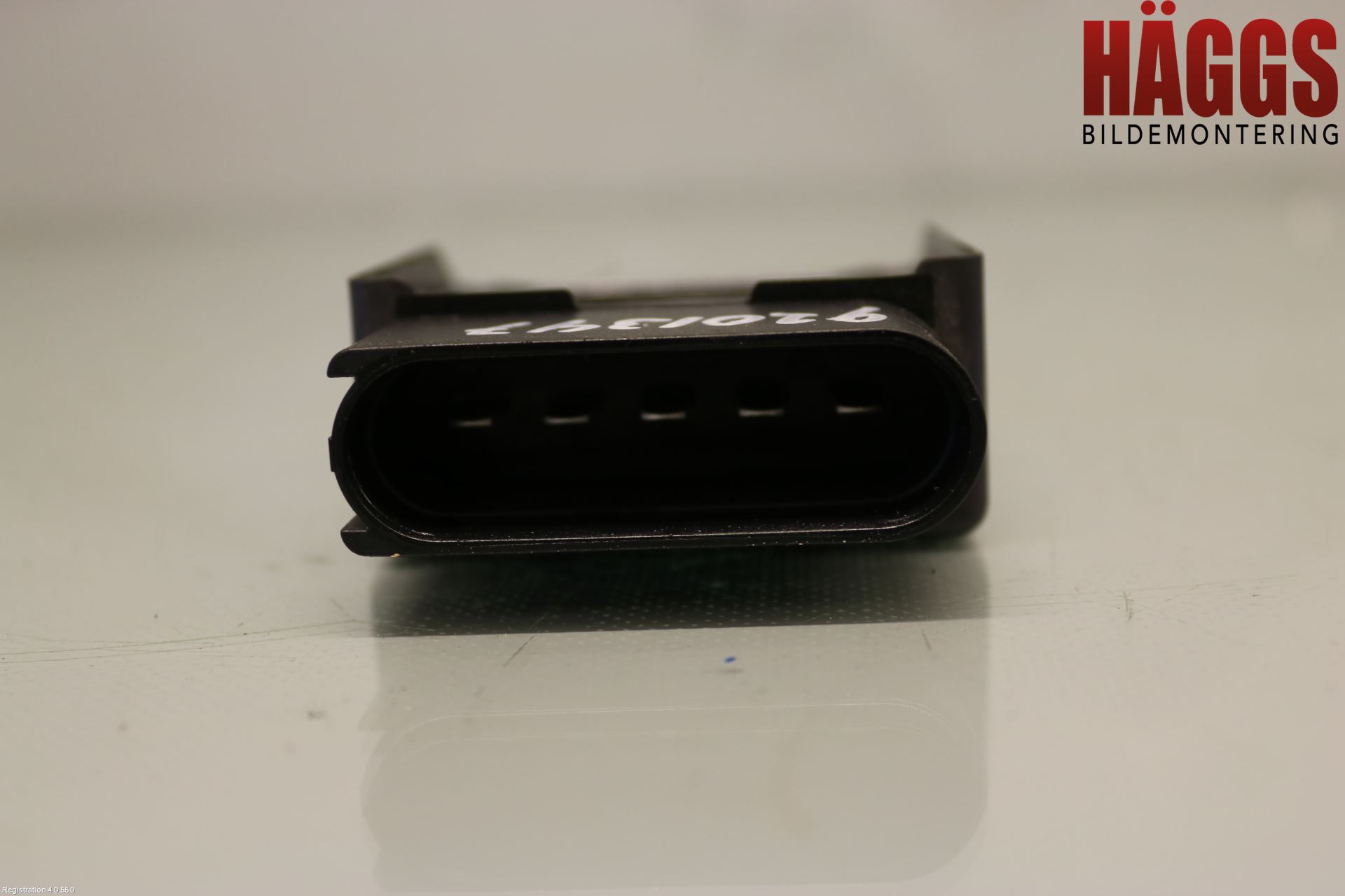 Audi Q3 F3 19- Styrenhet Bränslepump