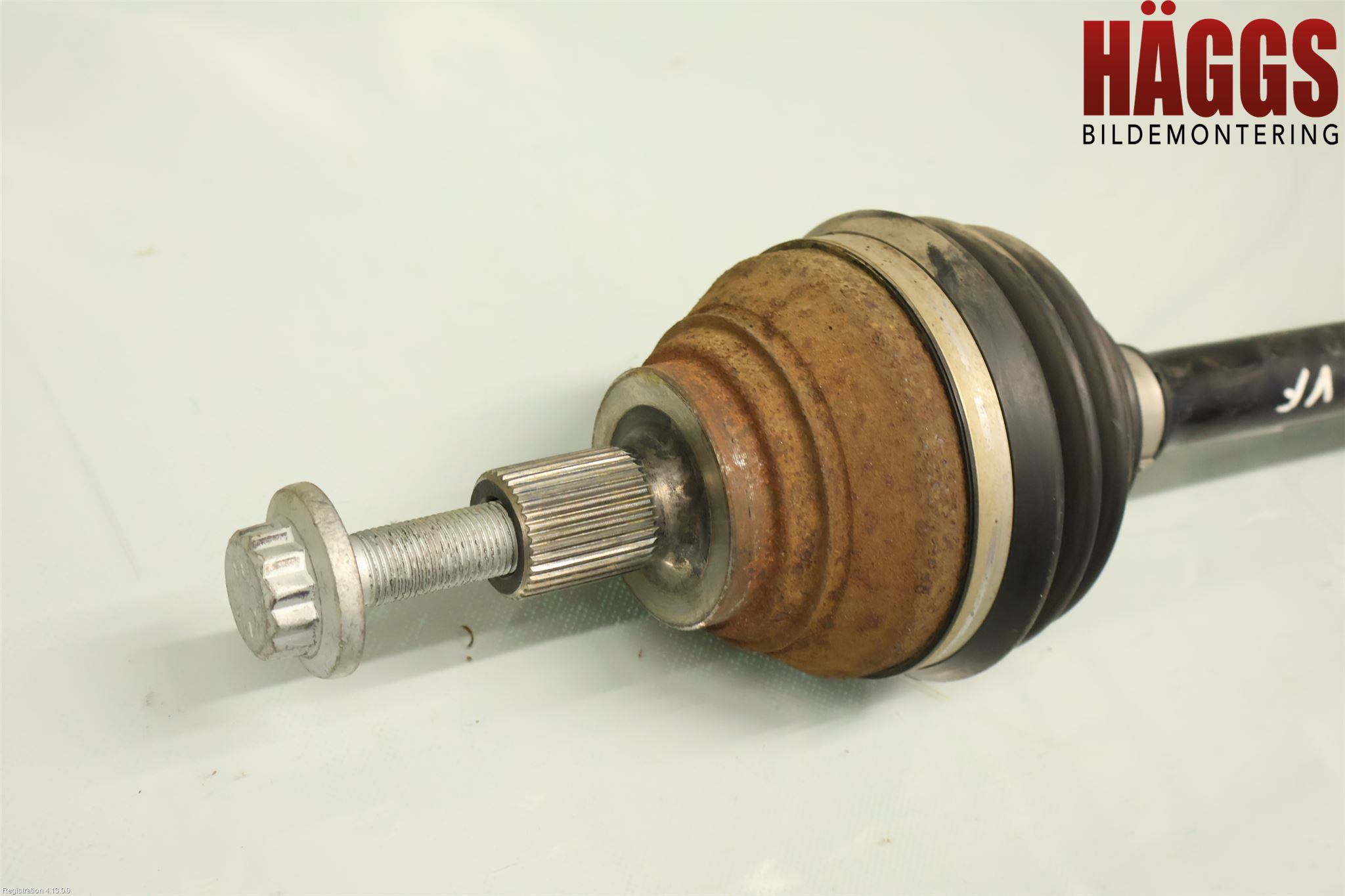 Volkswagen VW GOLF / E-GOLF VIII 20- Drivaxel Fram Vänster