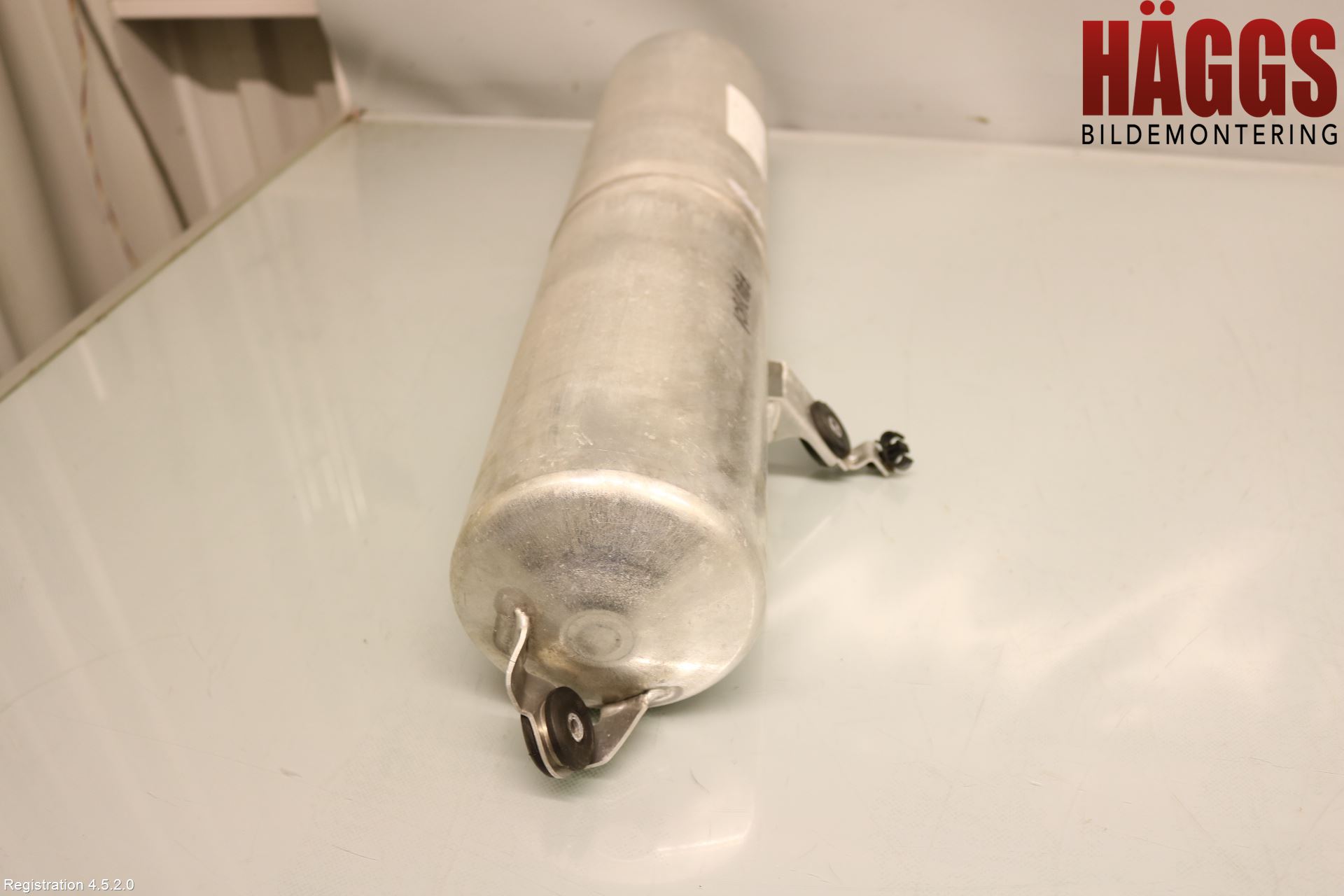 Porsche PANAMERA 09- Nivå/Luftförändring Trycktank