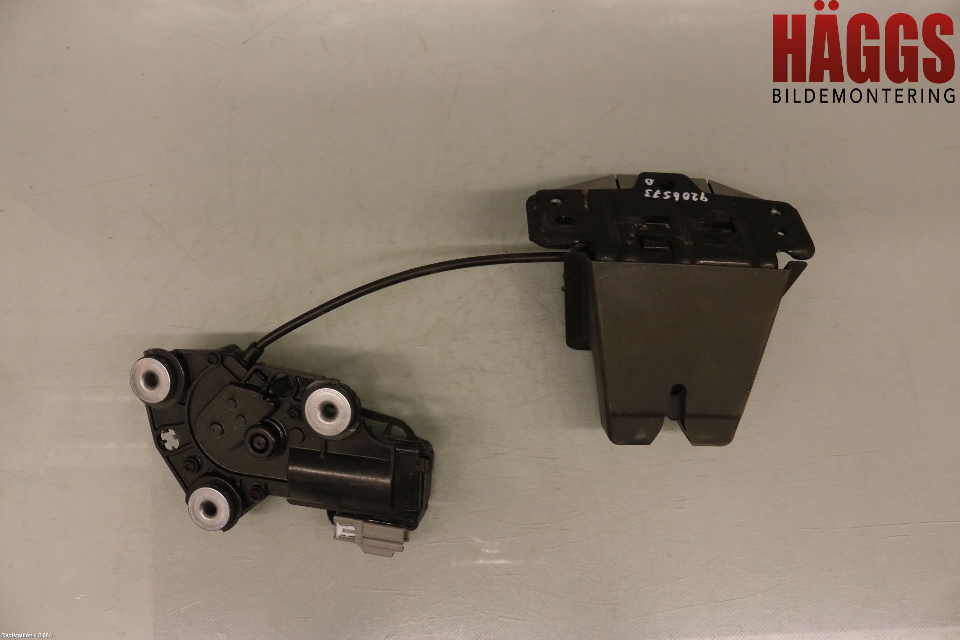 Volvo V90 17->> Låskista Baklucka