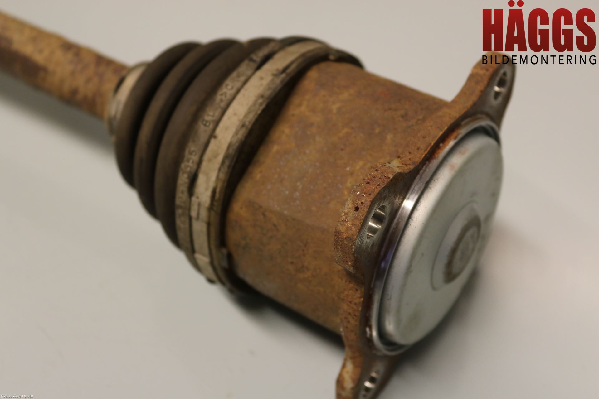 Toyota HI-ACE 06-12 Drivaxel Bak Vä-Hö