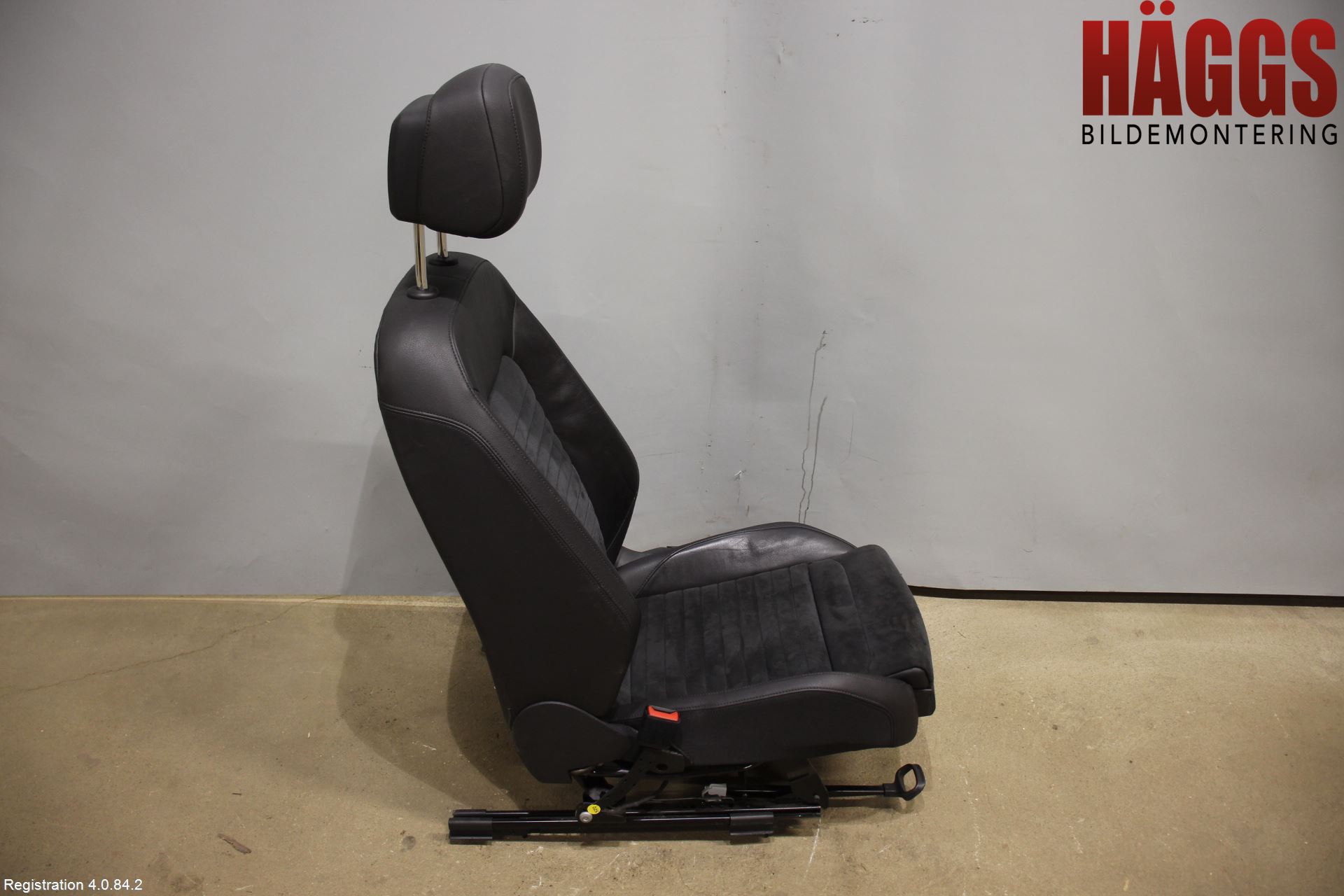 Volkswagen VW PASSAT 15-19 Inredning Stol Fram Vä