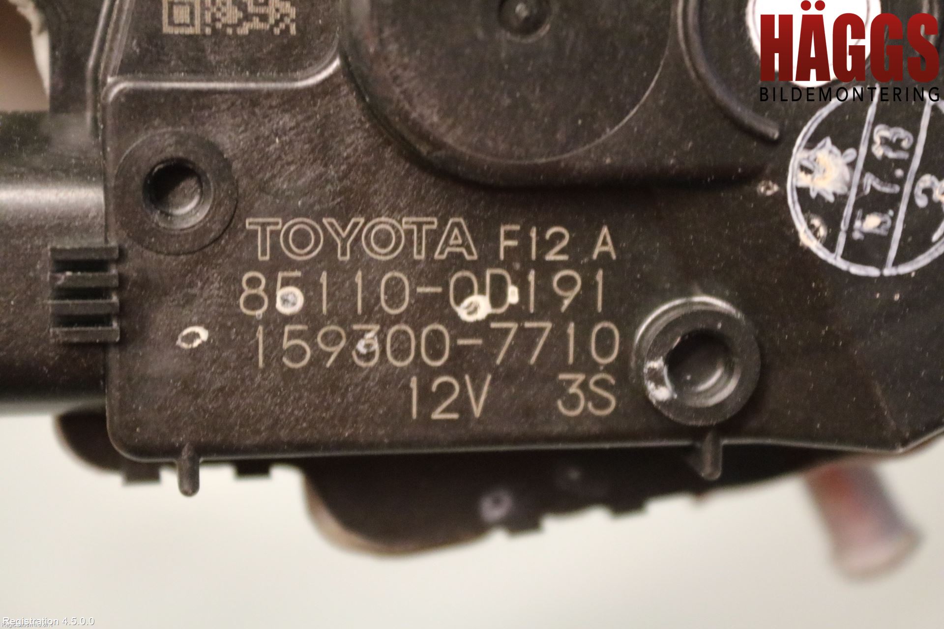 Toyota YARIS XP130 15-20 Torkarmotor Vindruta