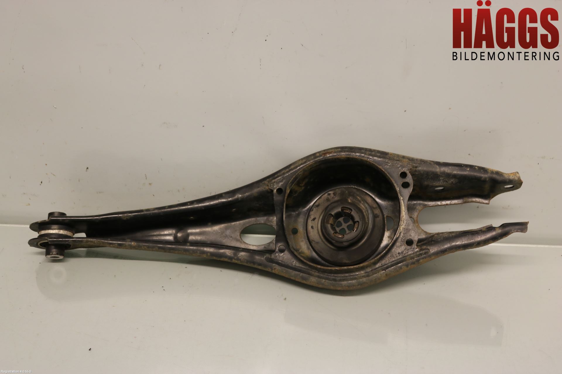 Volkswagen VW GOLF / E-GOLF VII 13-20 Bärarm Bak Vänster