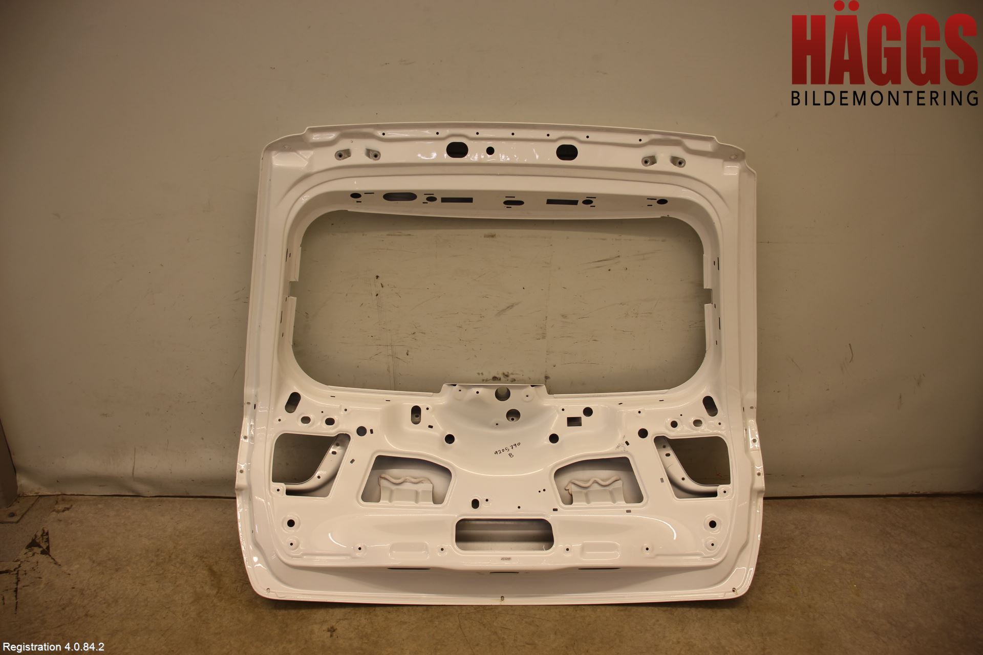 Jeep GRAND CHEROKEE 10-20 Baklucka Kombi