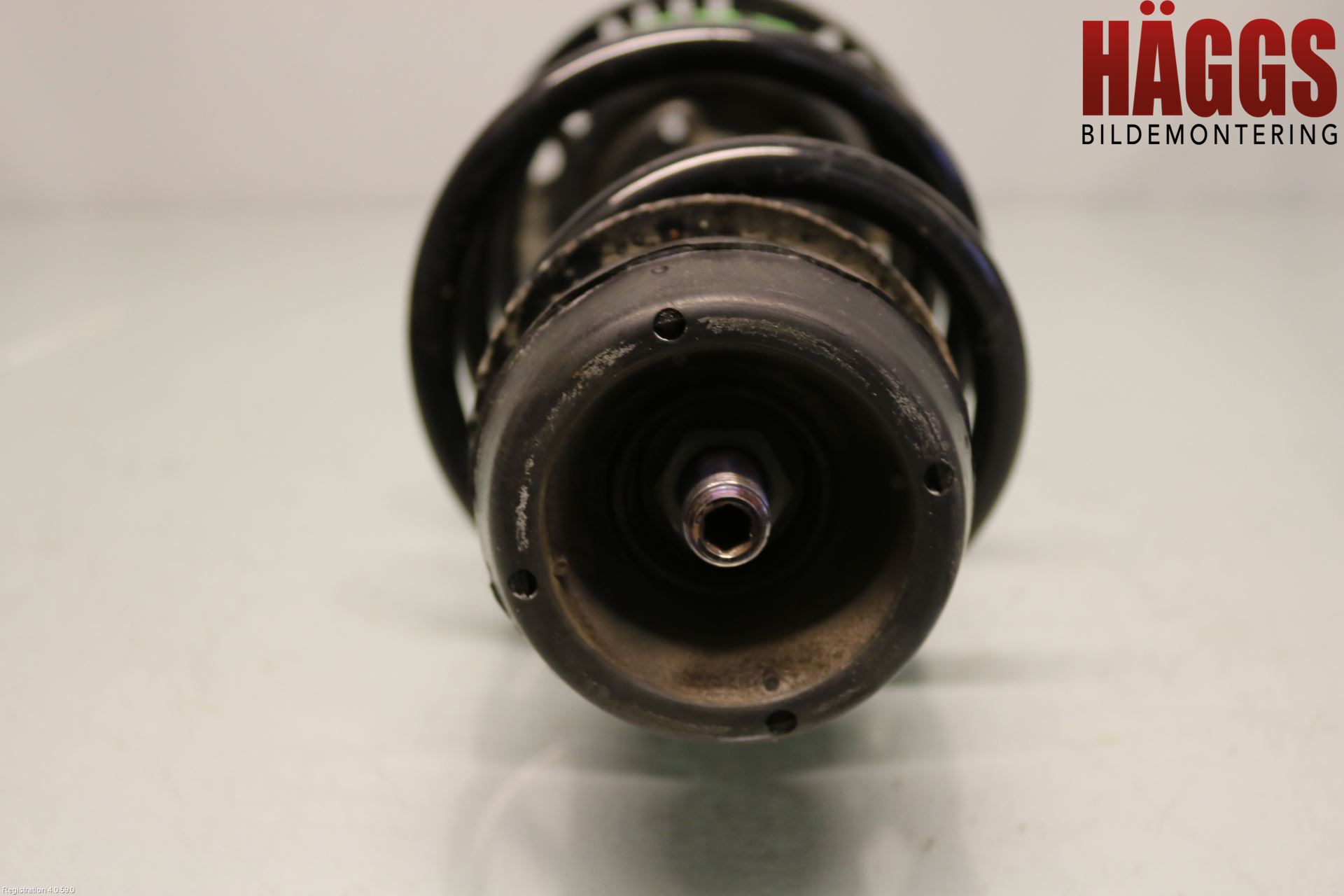 Volkswagen VW POLO 10-17 Fjäderben Fram Höger