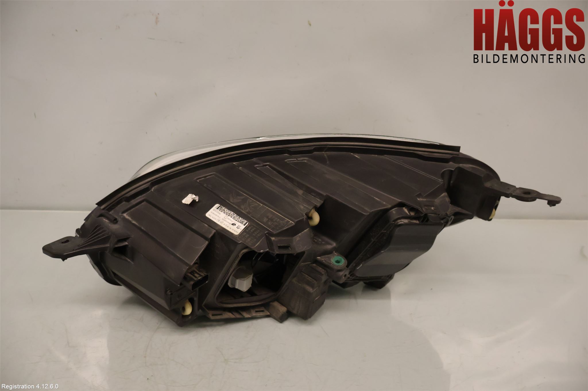 Peugeot EXPERT/E-EXPERT 17- Strålkastare Höger