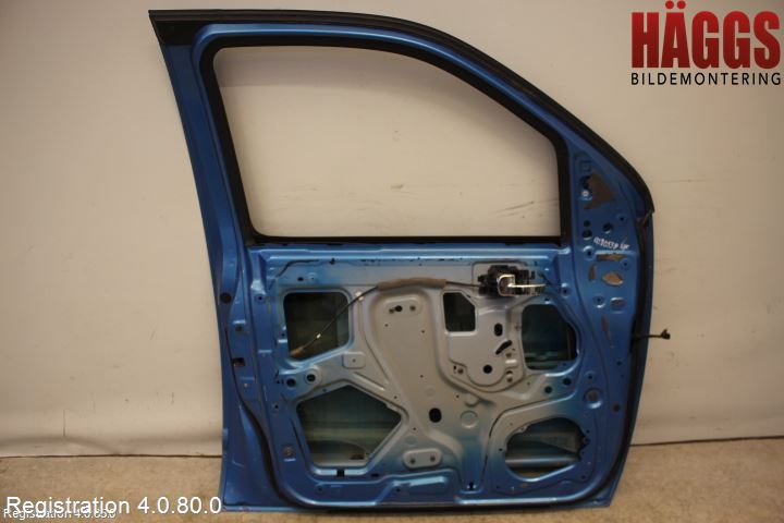 Nissan NAVARA 05-16 Dörr Fram Vänster